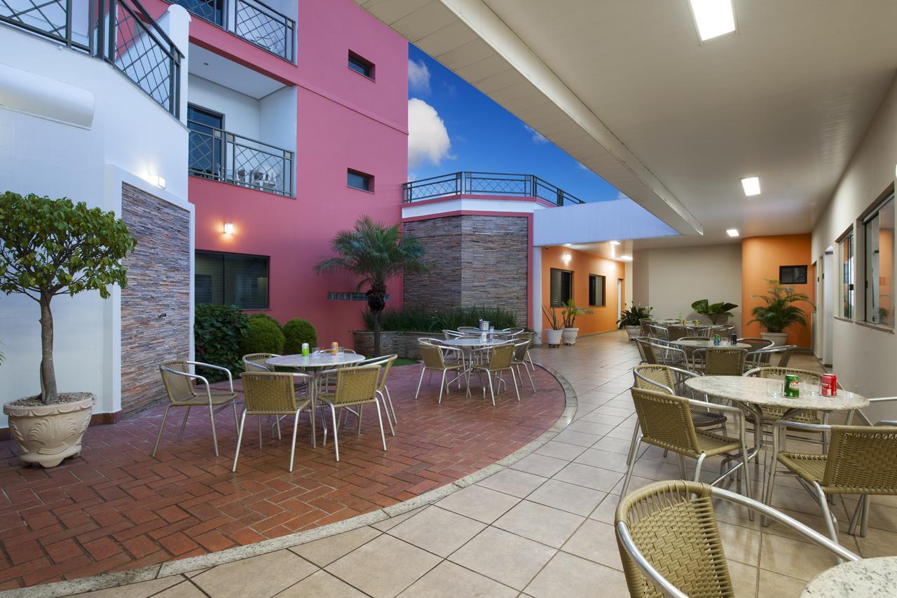 Carlton Plaza Hotel Uberlandia Bagian luar foto