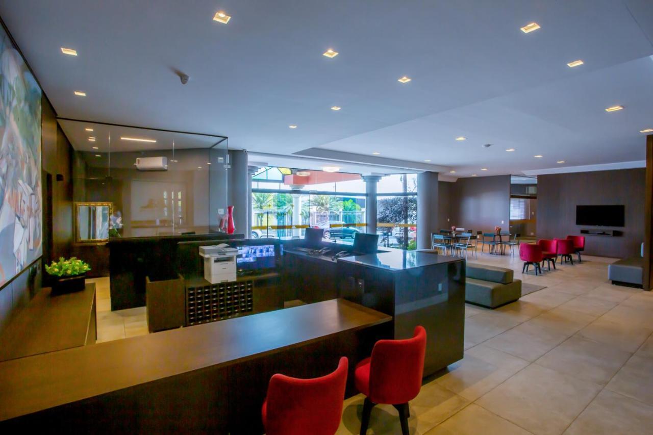 Carlton Plaza Hotel Uberlandia Bagian luar foto